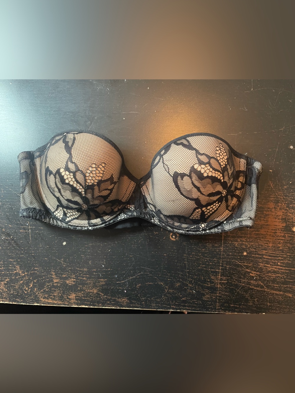 La Vie En Rose Lace Strapless Balconnet Push-Up Bra - Black/Cream